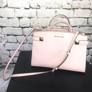Michael Kors blush handbag